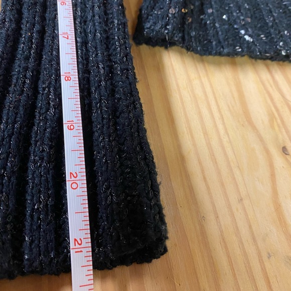 Black holiday sweater with silver sequins all over  Sz: M - Picture 5 of 6